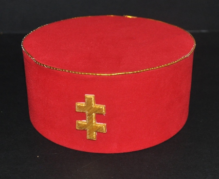 Knights Templar - Great Seneschal - Red Cap & Badge - Click Image to Close